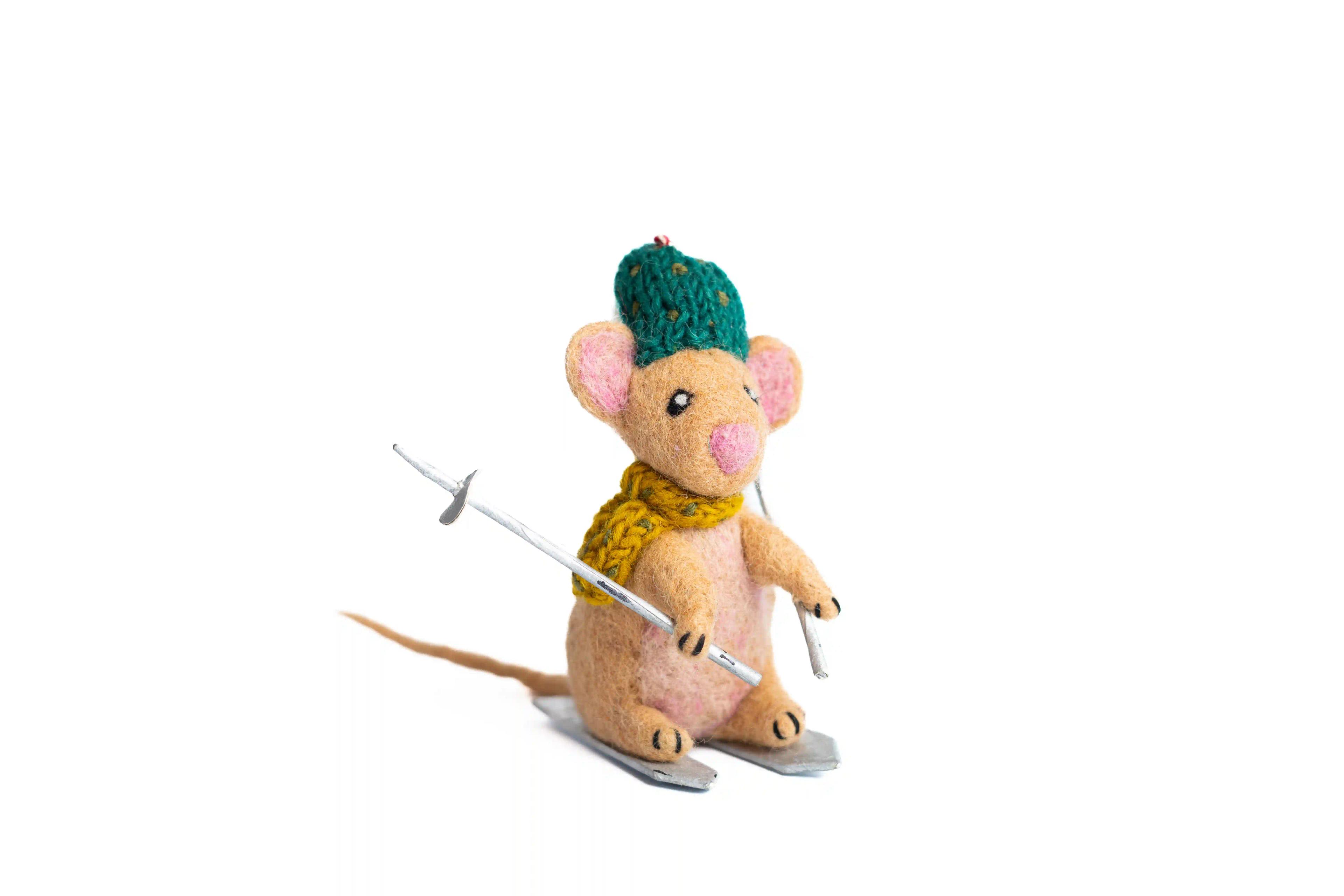 felt skiing mouse 