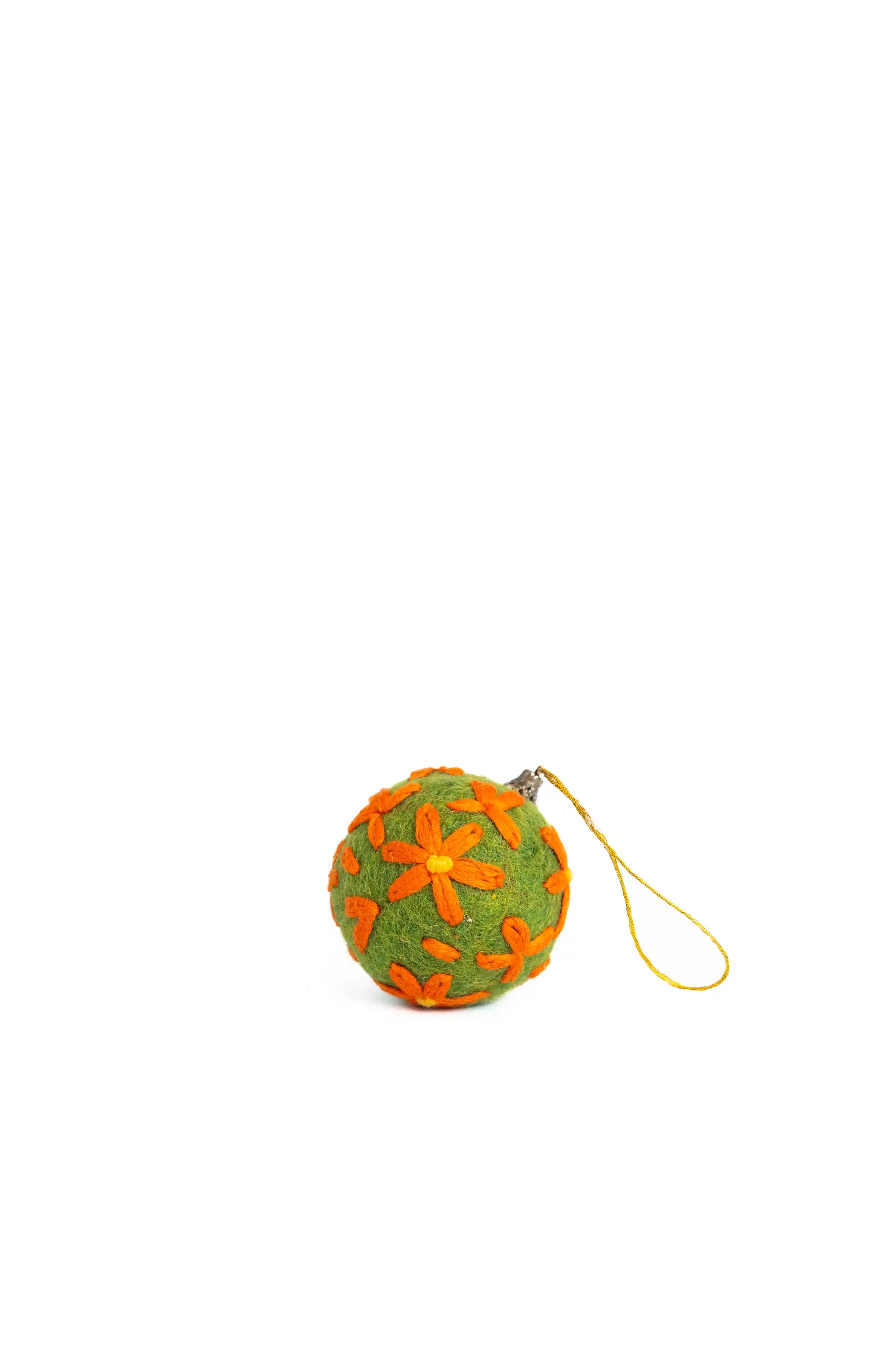  green felt ball